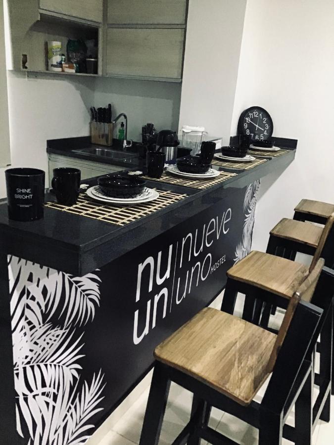 Nueve Uno Hostel Риоача Экстерьер фото
